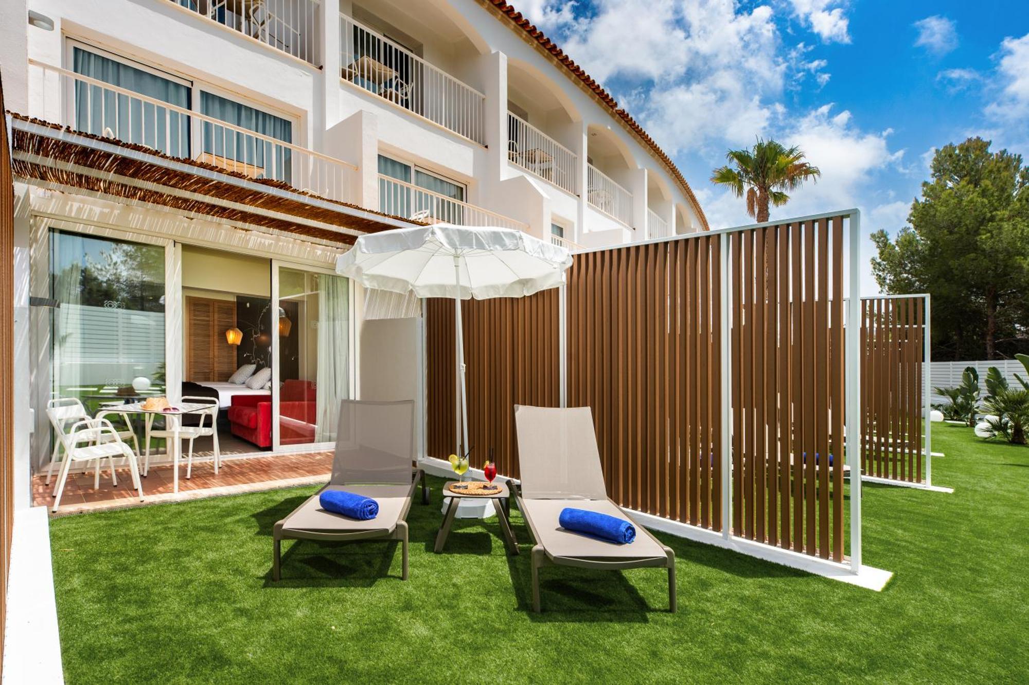 Hotel Vibra Cala Tarida-3Sup Cala Tarida  Bagian luar foto