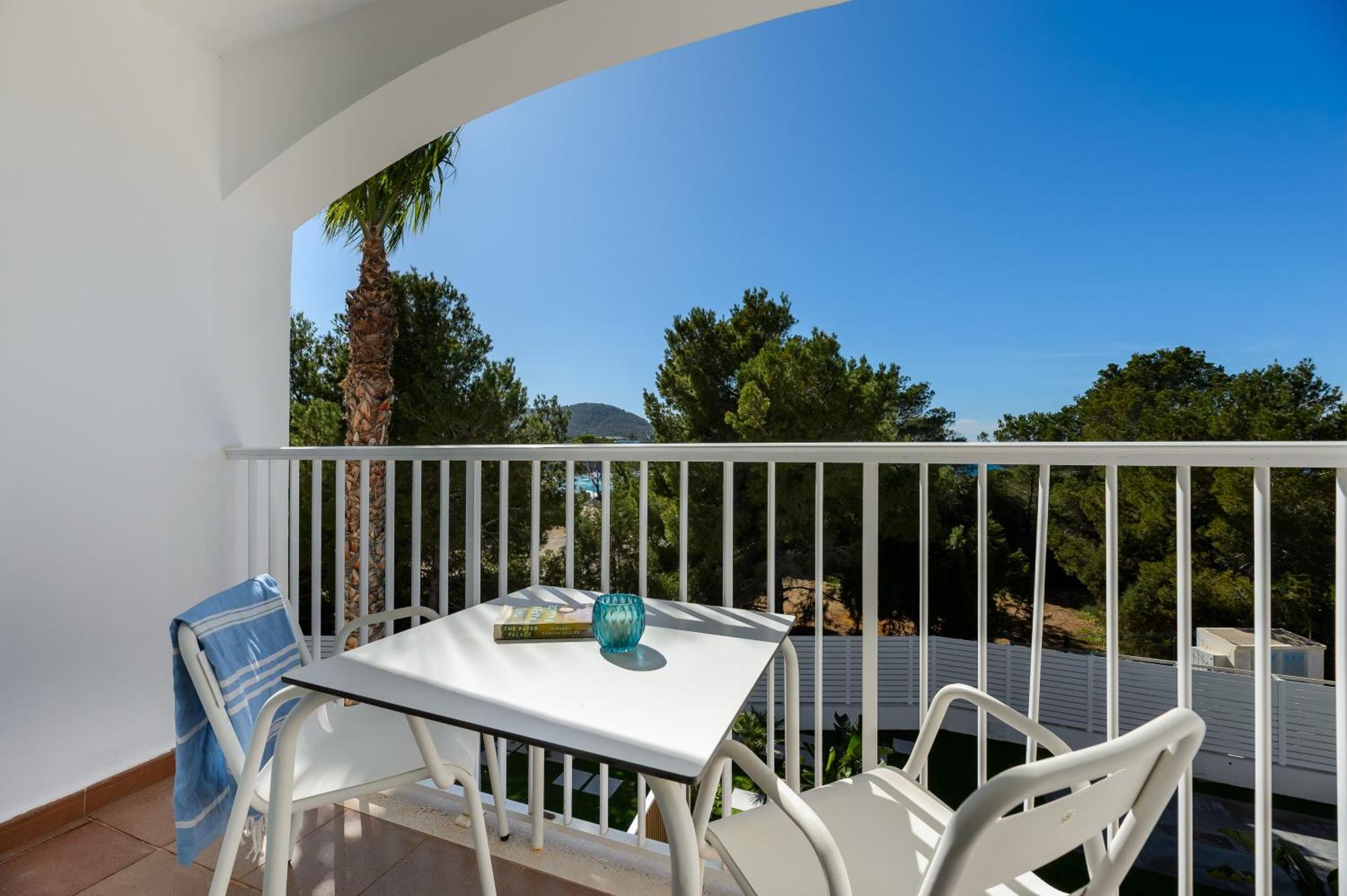 Hotel Vibra Cala Tarida-3Sup Cala Tarida  Bagian luar foto
