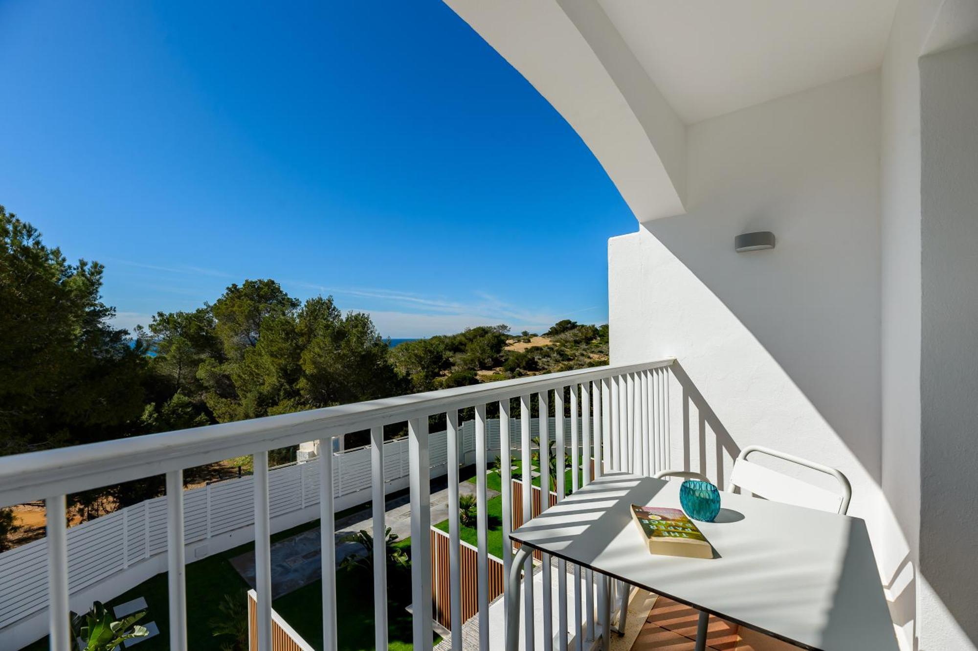 Hotel Vibra Cala Tarida-3Sup Cala Tarida  Bagian luar foto